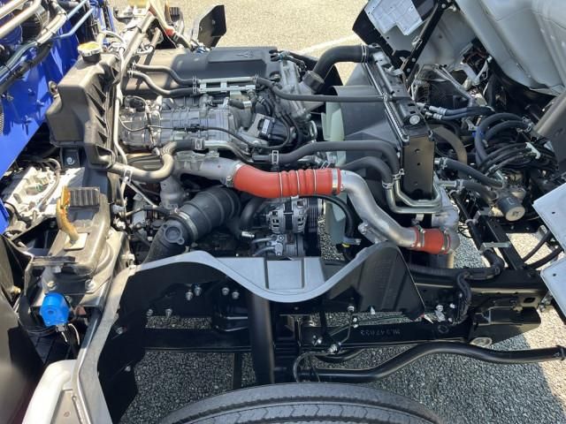 MITSUBISHI CANTER 2025 Image 31