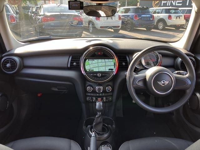 BMW MINI ONE 5DOOR 2015 Image 31