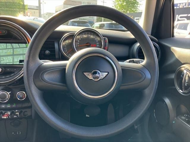 BMW MINI ONE 5DOOR 2015 Image 31