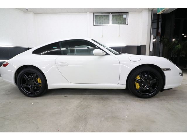 PORSCHE 911 2005 Image 31