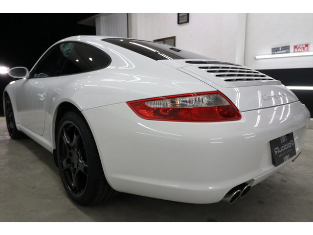 PORSCHE 911 2005 Image 31