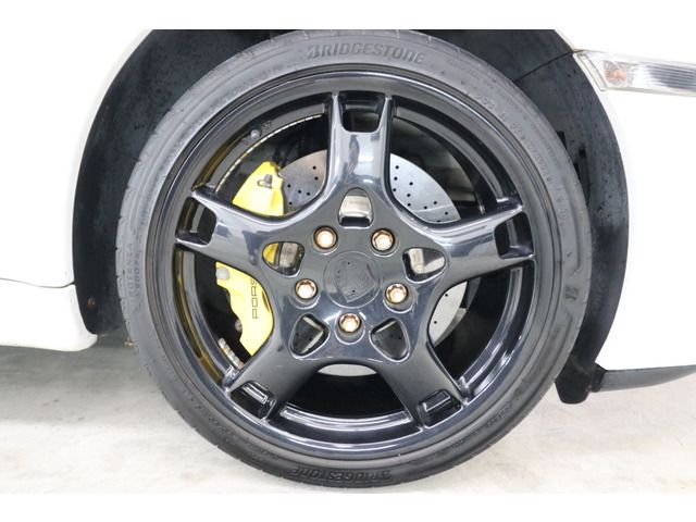 PORSCHE 911 2005 Image 31