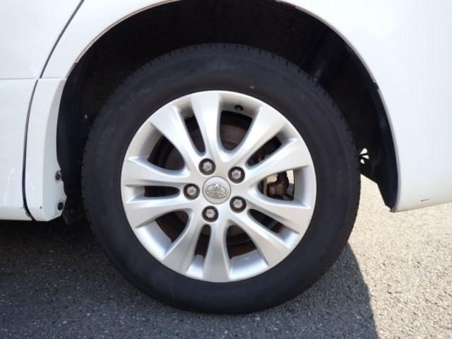 TOYOTA NOAH 2010 Image 31