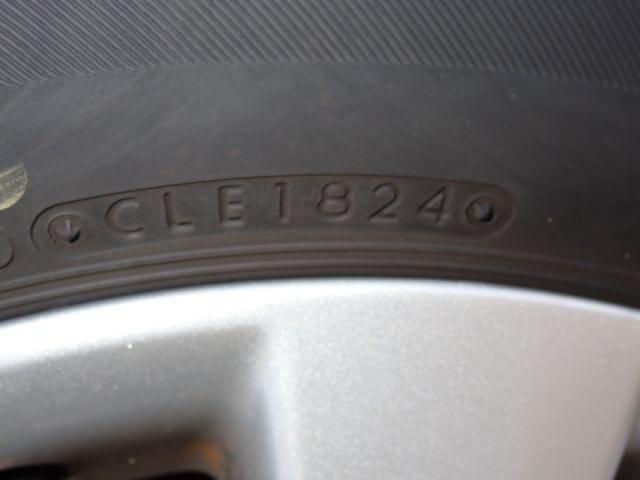 TOYOTA NOAH 2010 Image 31