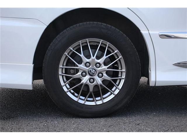 TOYOTA VOXY HYBRID 2017 Image 31