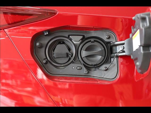 TOYOTA PRIUS PHV 2020 Image 31