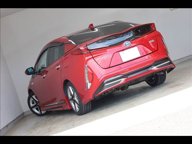 TOYOTA PRIUS PHV 2020 Image 31