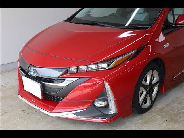TOYOTA PRIUS PHV 2020 Image 31