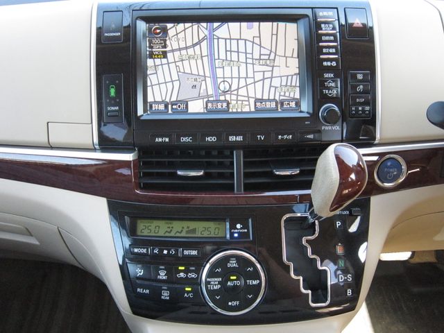 TOYOTA ESTIMA HYBRID 4WD 2013 Image 31