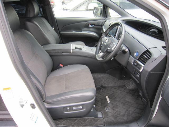 TOYOTA ESTIMA HYBRID 4WD 2017 Image 31