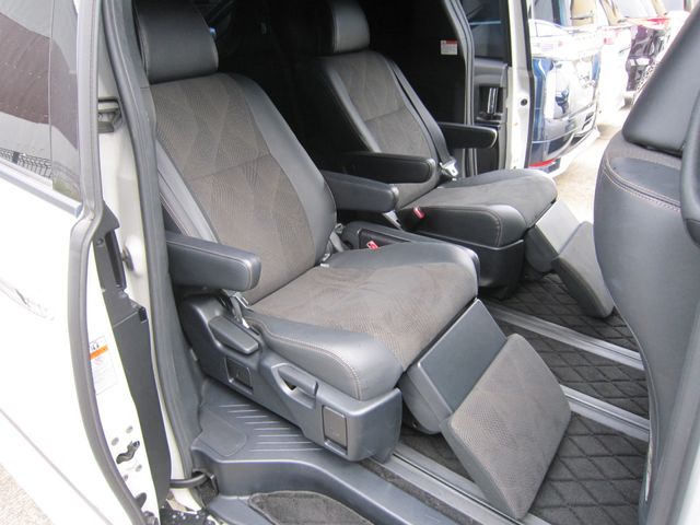 TOYOTA ESTIMA HYBRID 4WD 2017 Image 31