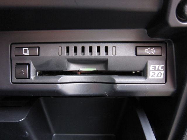 TOYOTA ESTIMA HYBRID 4WD 2017 Image 31