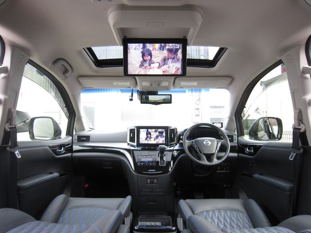 NISSAN ELGRAND 2021 Image 31