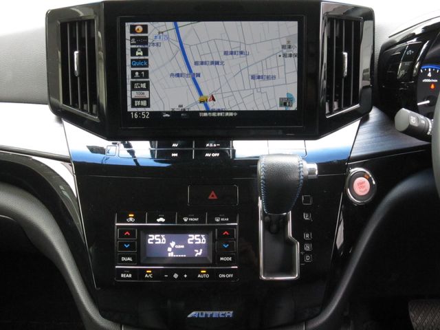 NISSAN ELGRAND 2021 Image 31