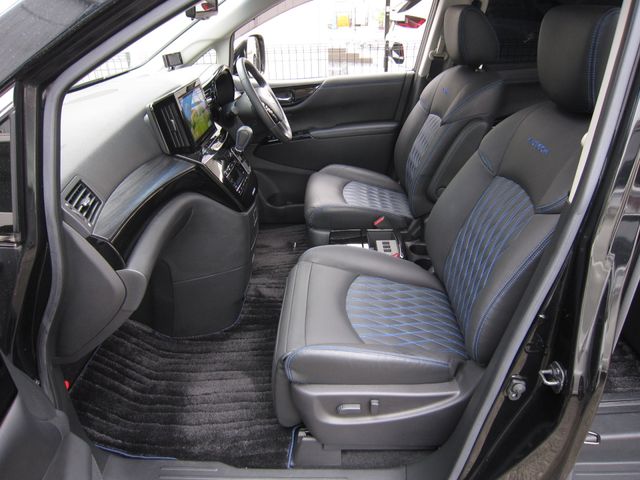 NISSAN ELGRAND 2021 Image 31