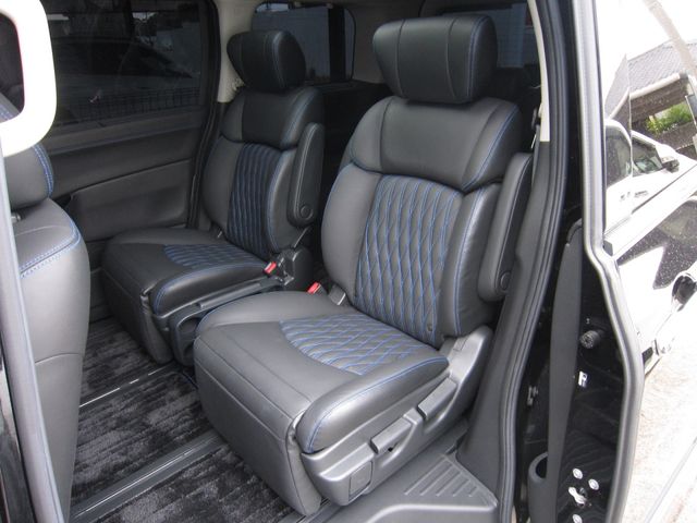 NISSAN ELGRAND 2021 Image 31