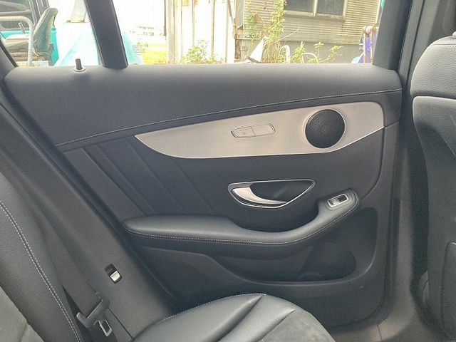 MERCEDES BENZ GLC CL 2016 Image 31