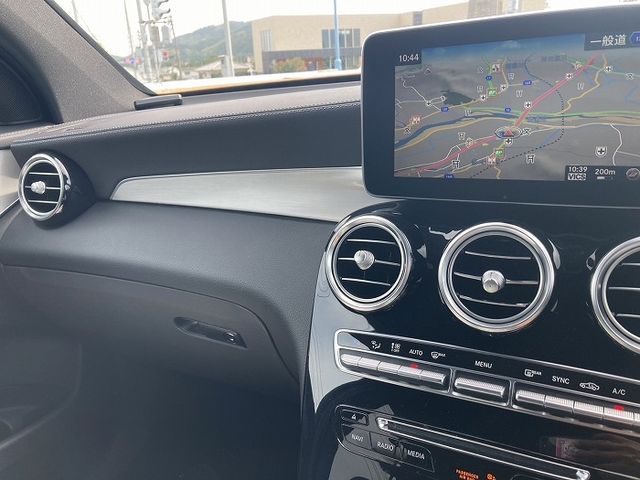 MERCEDES BENZ GLC CL 2016 Image 31