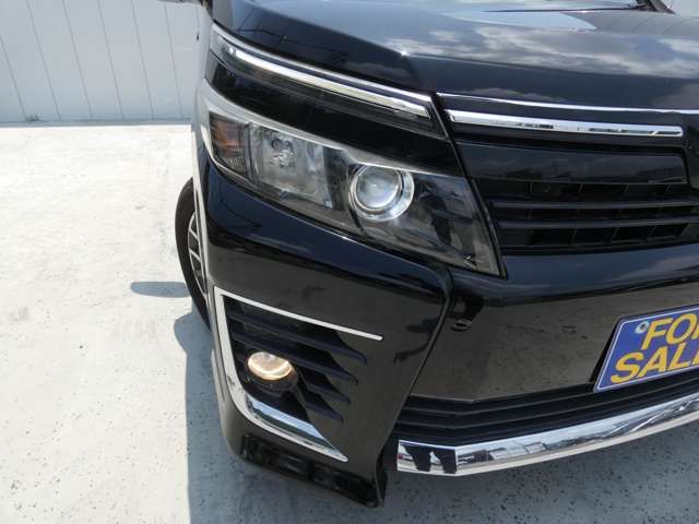 TOYOTA VOXY 2014 Image 31