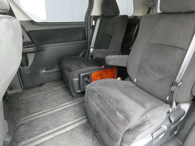 TOYOTA VELLFIRE 2010 Image 31