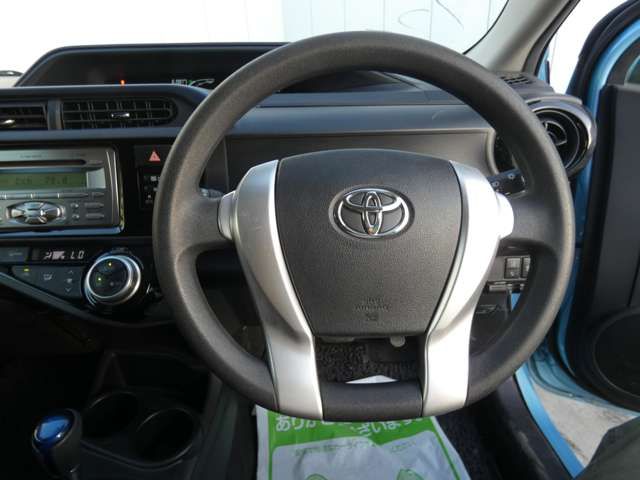 TOYOTA AQUA 2016 Image 31