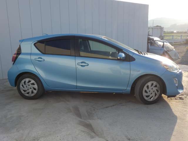 TOYOTA AQUA 2016 Image 31