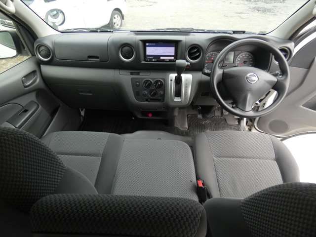 NISSAN NV350 CARAVAN 2012 Image 31