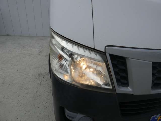 NISSAN NV350 CARAVAN 2012 Image 31
