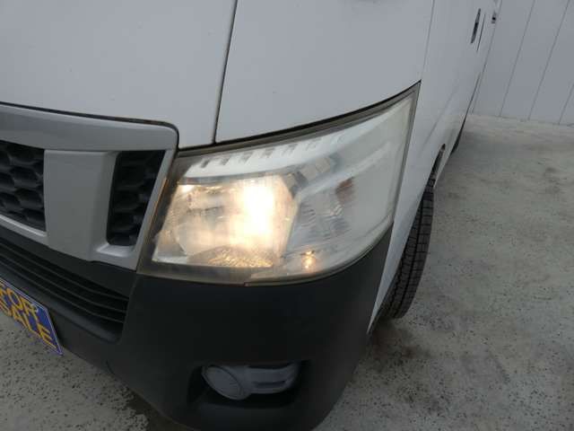 NISSAN NV350 CARAVAN 2012 Image 31