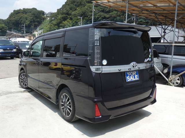 TOYOTA VOXY 2014 Image 31
