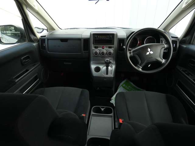 MITSUBISHI DELICA D:5 2WD 2008 Image 31