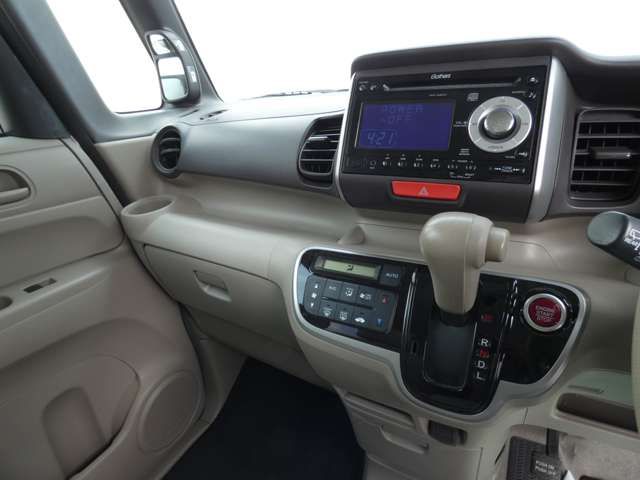 HONDA N BOX 2012 Image 31