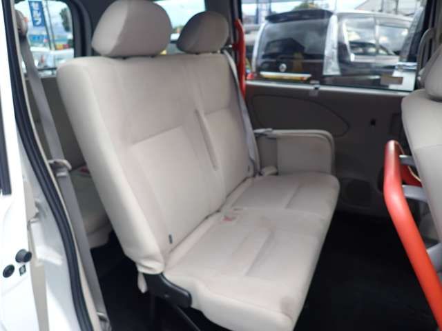 NISSAN SERENA  WG 4WD 2017 Image 31
