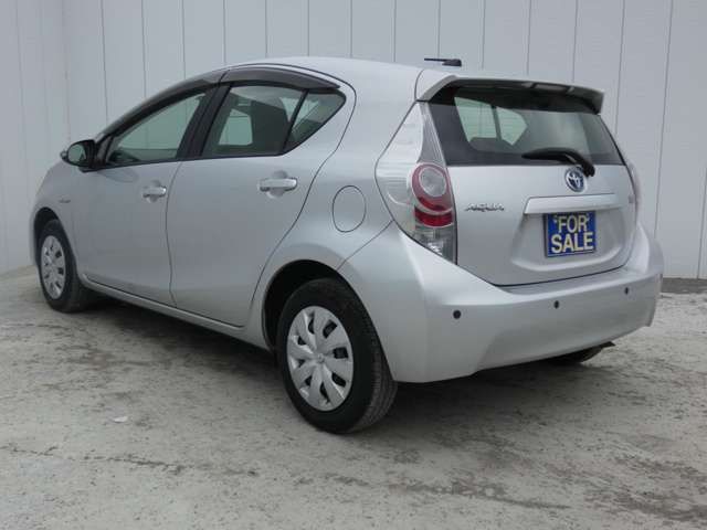 TOYOTA AQUA 2013 Image 31