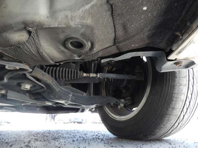 TOYOTA PRIUS ALPHA 2013 Image 31