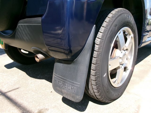 MITSUBISHI PAJERO MINI 4WD 2011 Image 31