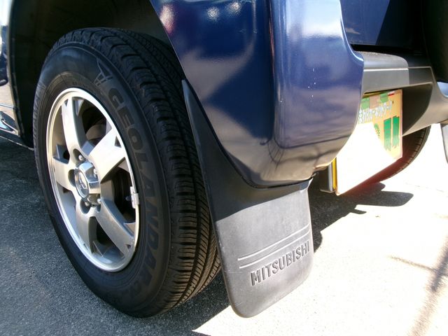 MITSUBISHI PAJERO MINI 4WD 2011 Image 31