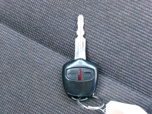 MITSUBISHI PAJERO MINI 4WD 2011 Image 31