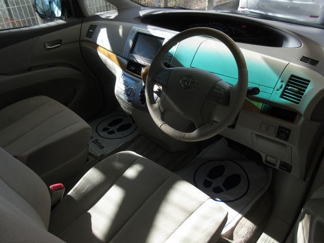 TOYOTA ESTIMA 2006 Image 31