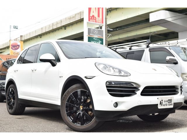 PORSCHE CAYENNE 2013 Image 31