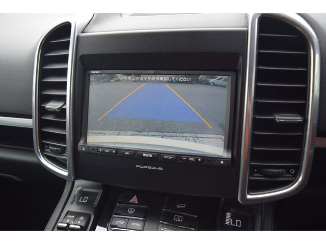 PORSCHE CAYENNE 2013 Image 31