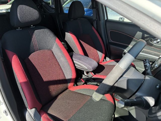 NISSAN NOTE 2017 Image 31