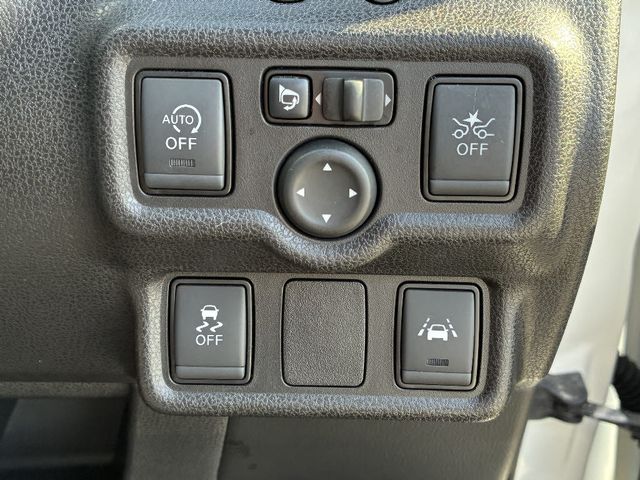 NISSAN NOTE 2017 Image 31