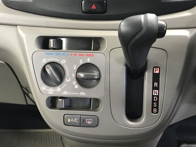 DAIHATSU MIRA E:S 2013 Image 31