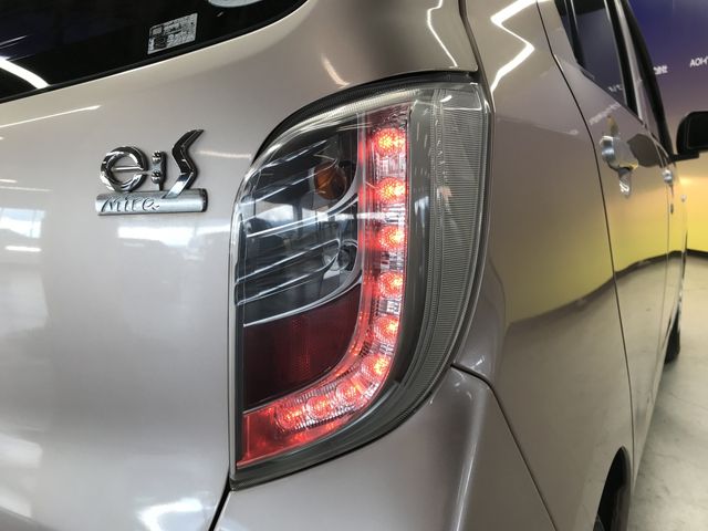 DAIHATSU MIRA E:S 2013 Image 31