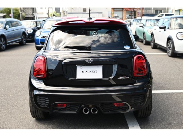 BMW MINI 2019 Image 31