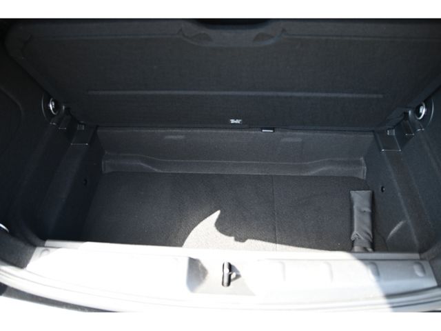 BMW MINI 2019 Image 31