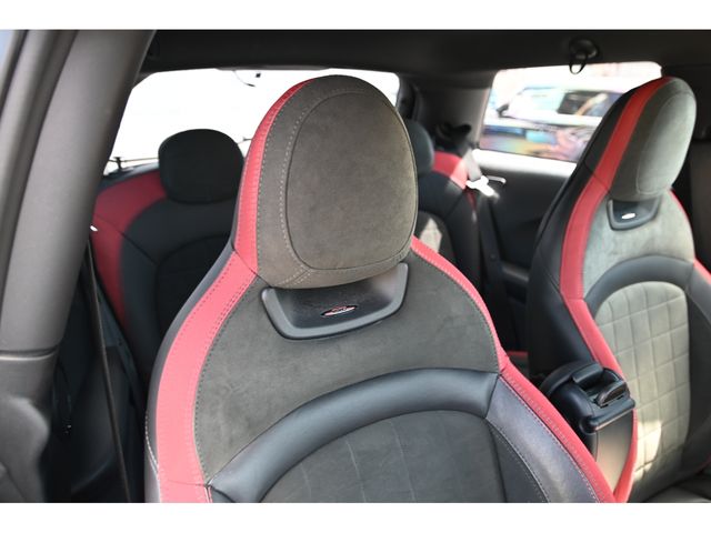 BMW MINI 2019 Image 31