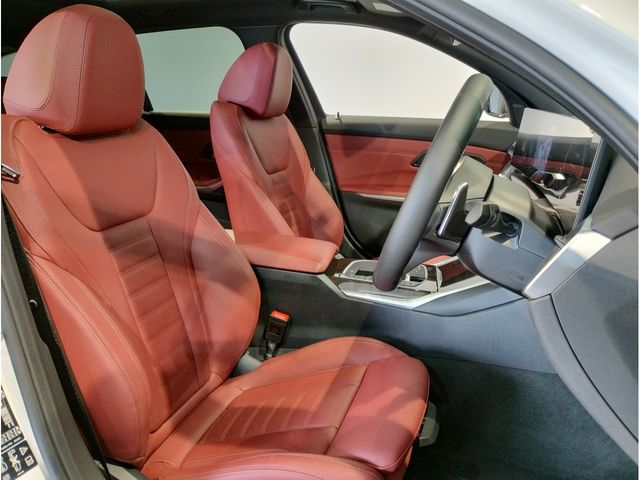 BMW 3SERIES TOURING 2024 Image 31