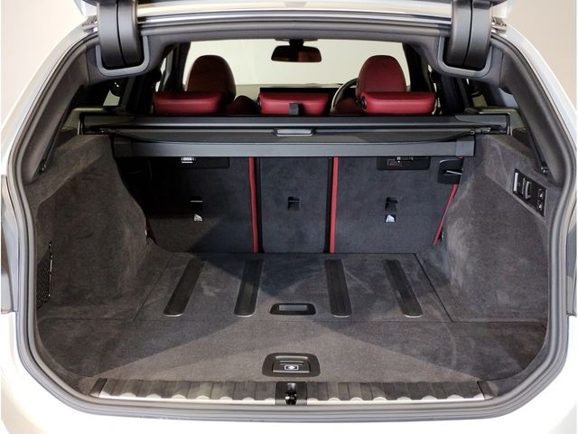 BMW 3SERIES TOURING 2024 Image 31